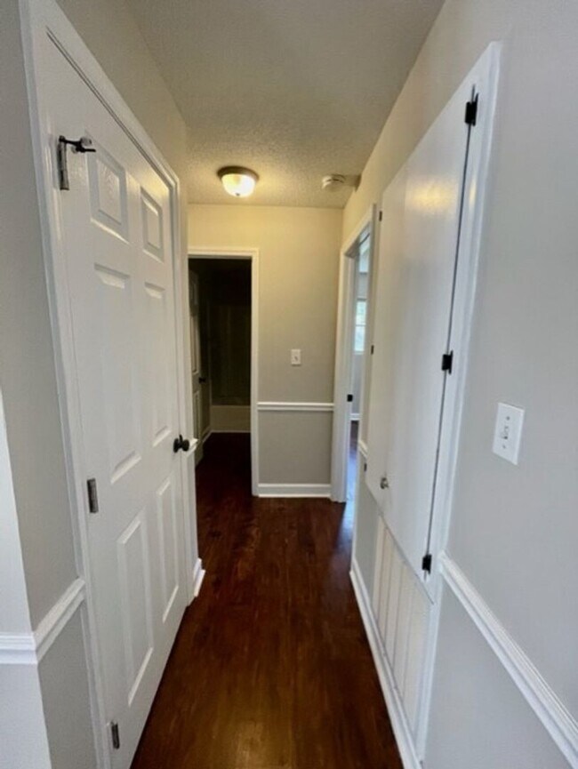 Building Photo - Winget143