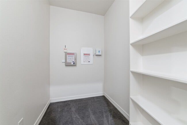 Building Photo - 27506 Windcrest Key Ln