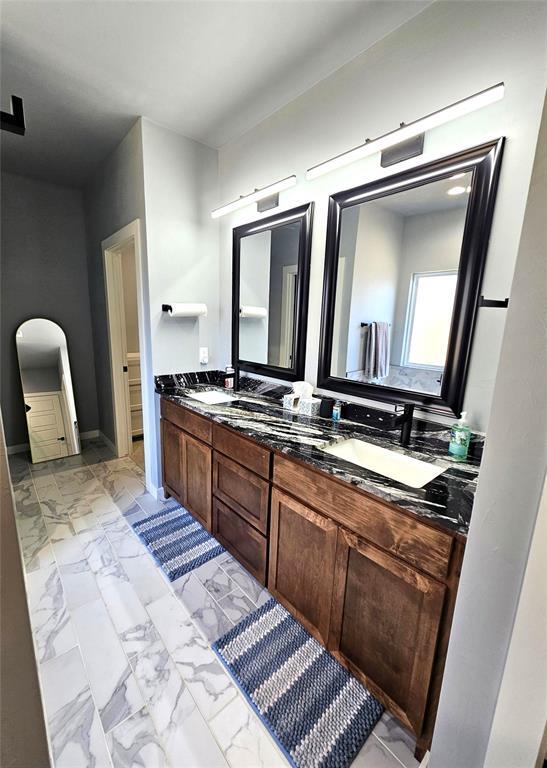 Building Photo - 1615 NE 9th St