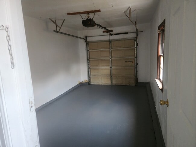 Building Photo - Allerton