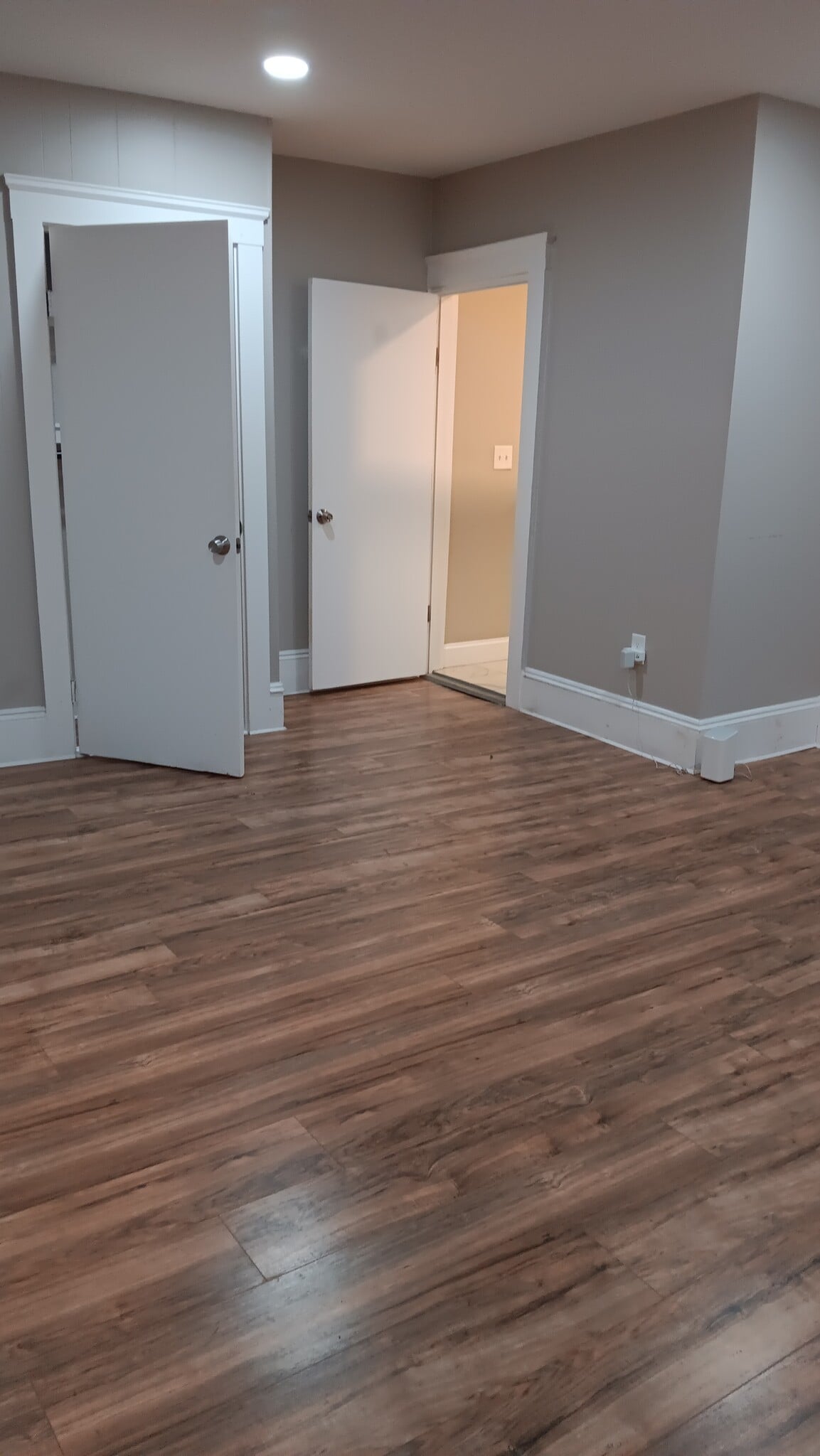 Living Space - 633 Haverhill St