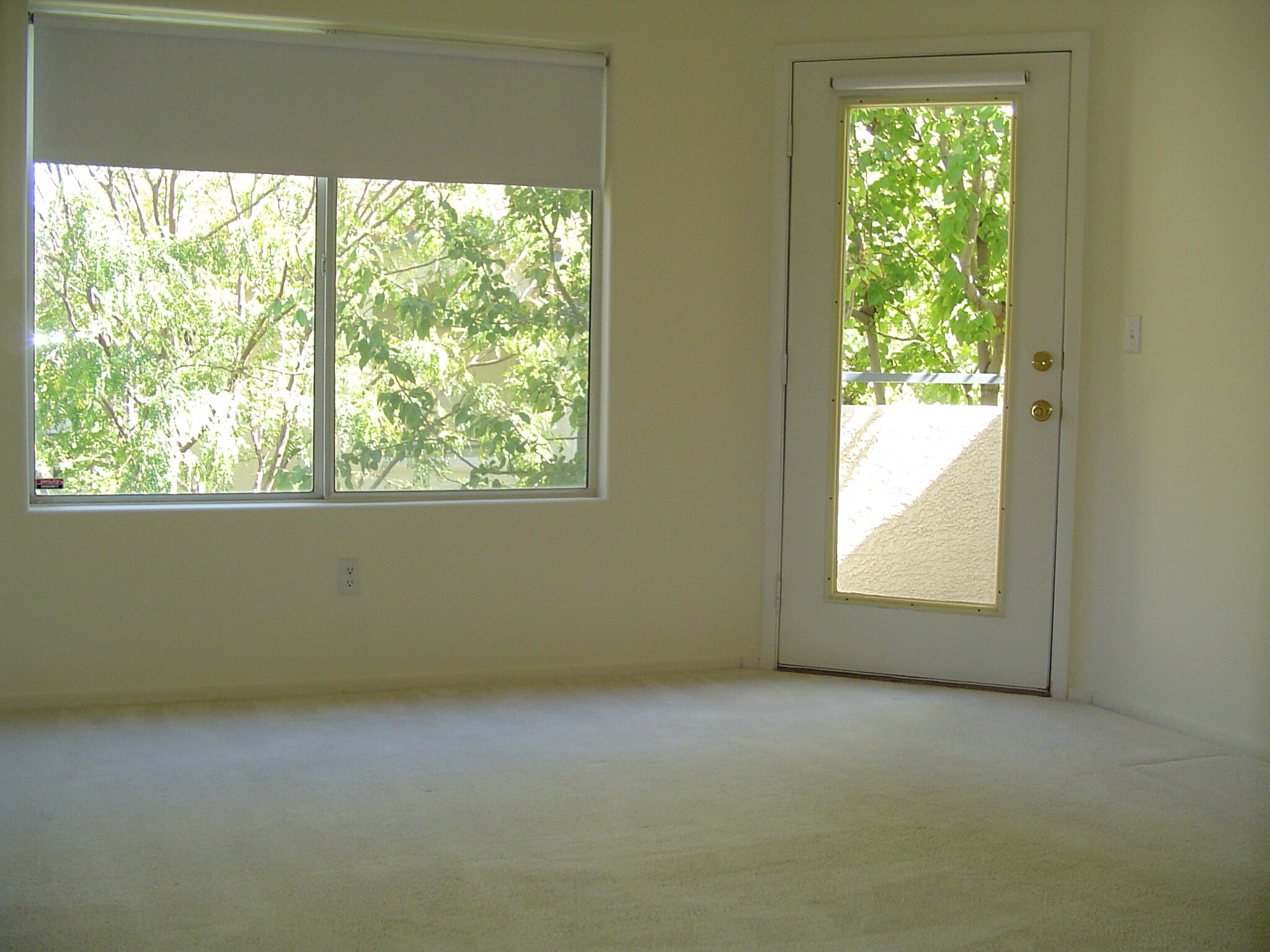 Building Photo - 5244 Mandalay Springs Dr