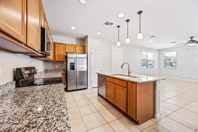 Building Photo - 8311 E Irwin Ave