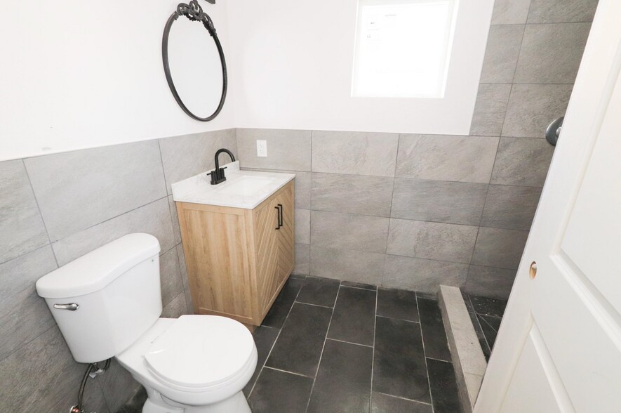 Building Photo - 10900 Telimo Way