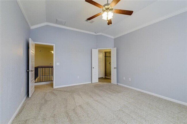 Building Photo - 13400 Briarwick Dr