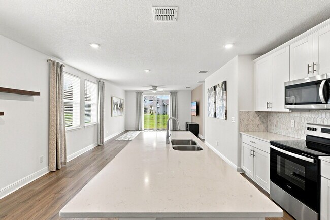 Building Photo - 101 Pitching Wedge Dr