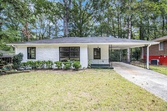 Building Photo - 2550 Graywall St