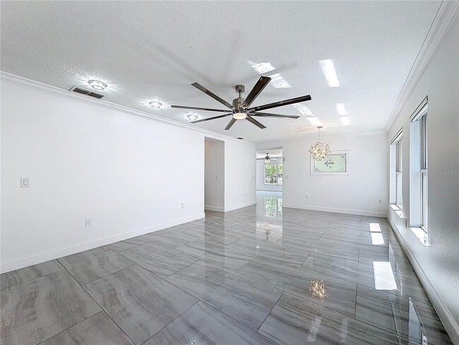 Building Photo - 12844 Oulton Cir