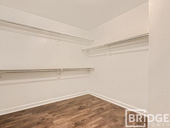Building Photo - 9212 Abaco Way