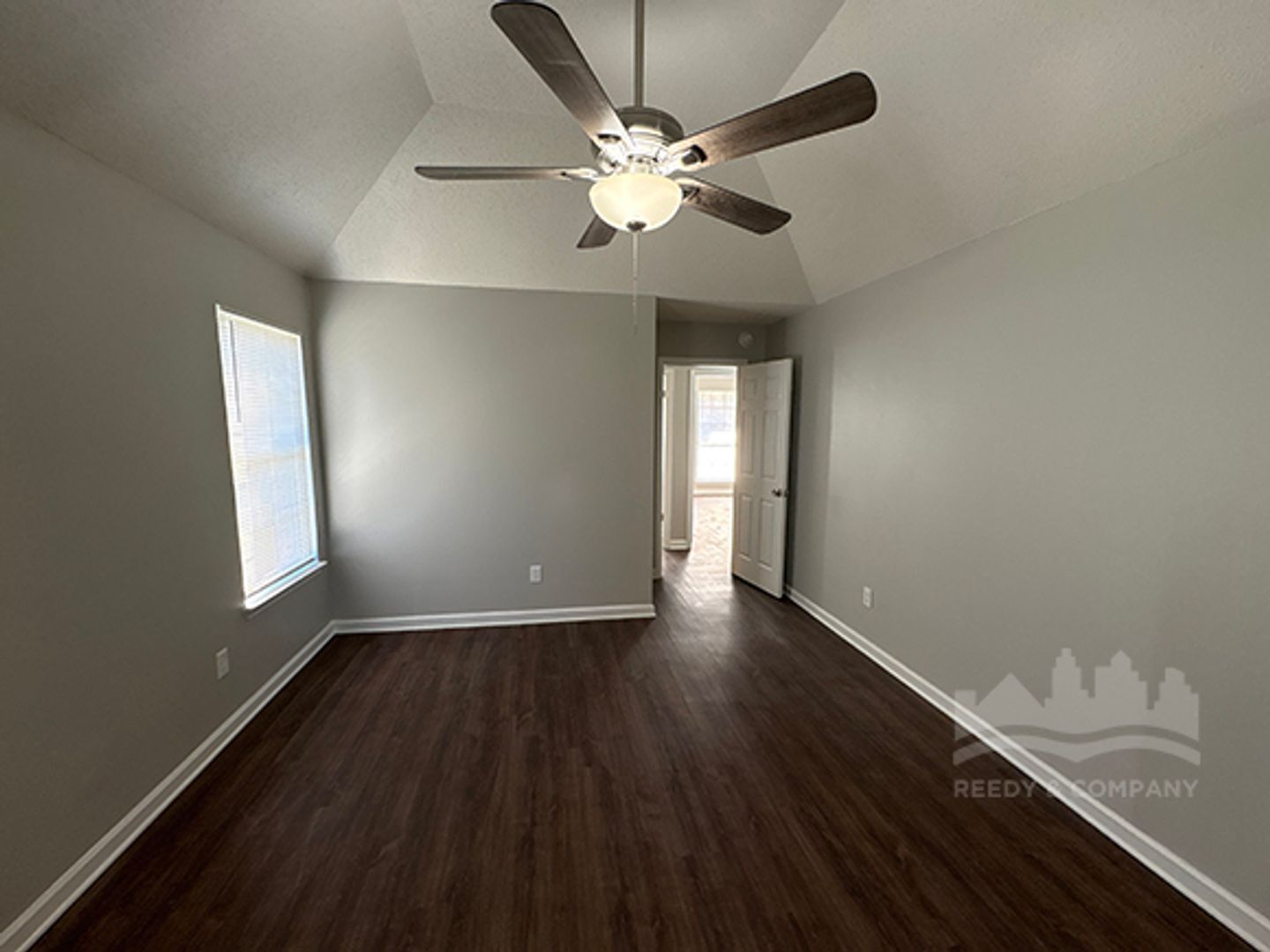 Building Photo - 316 Sparky Cove