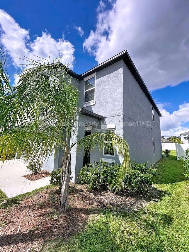 Building Photo - 10352 Blue Plume Ct