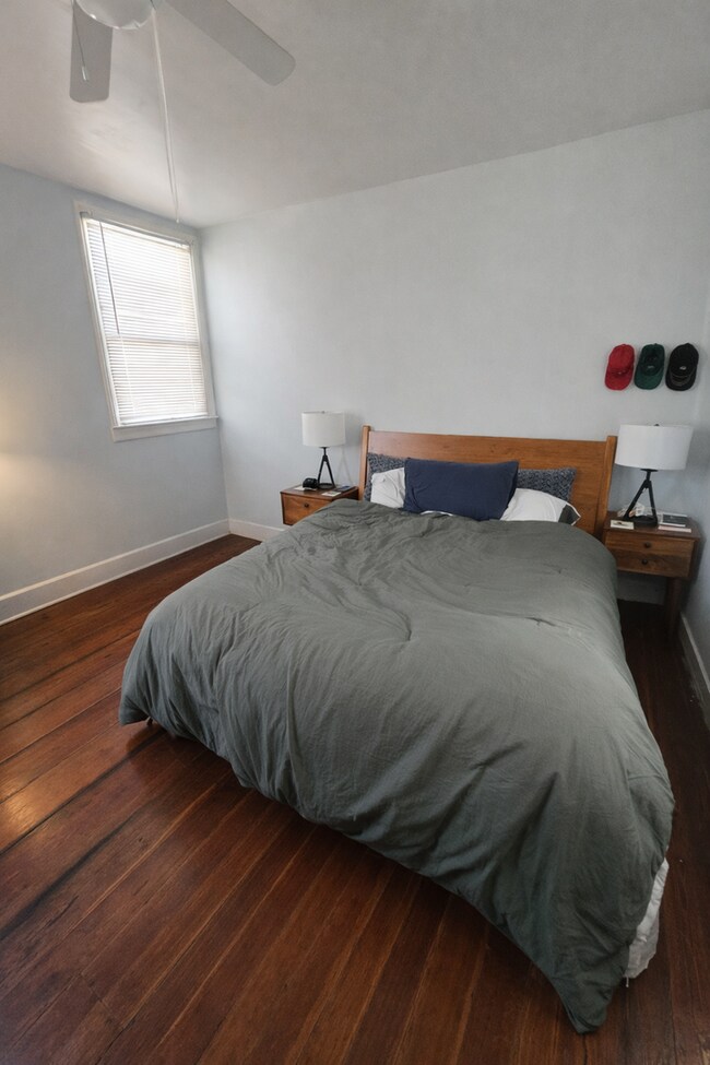 Building Photo - 43 Vanderhorst St