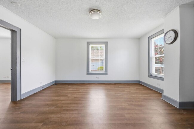 Building Photo - Renovated 2 Bed 1 Bath Home in Erwin