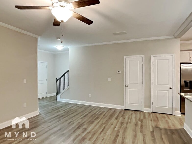 Building Photo - 7734 Fawn Cir