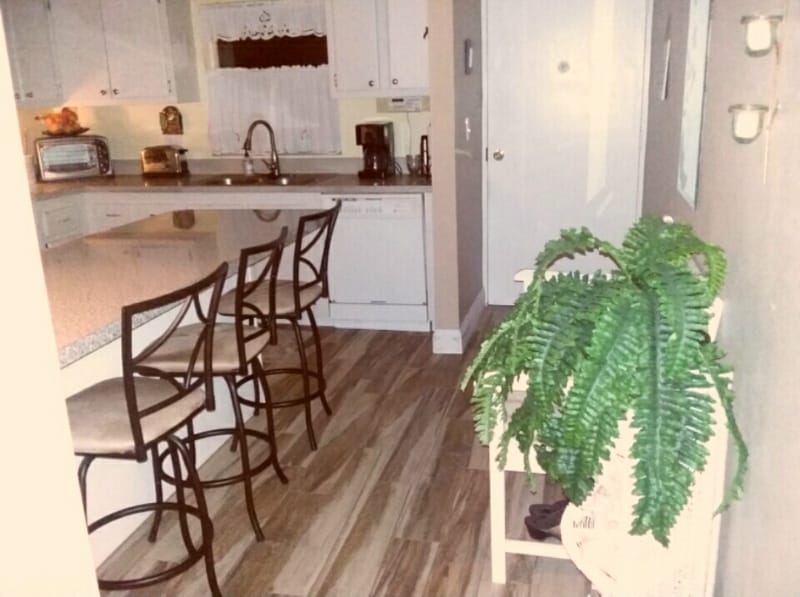 Building Photo - 8 Glencoe Pl