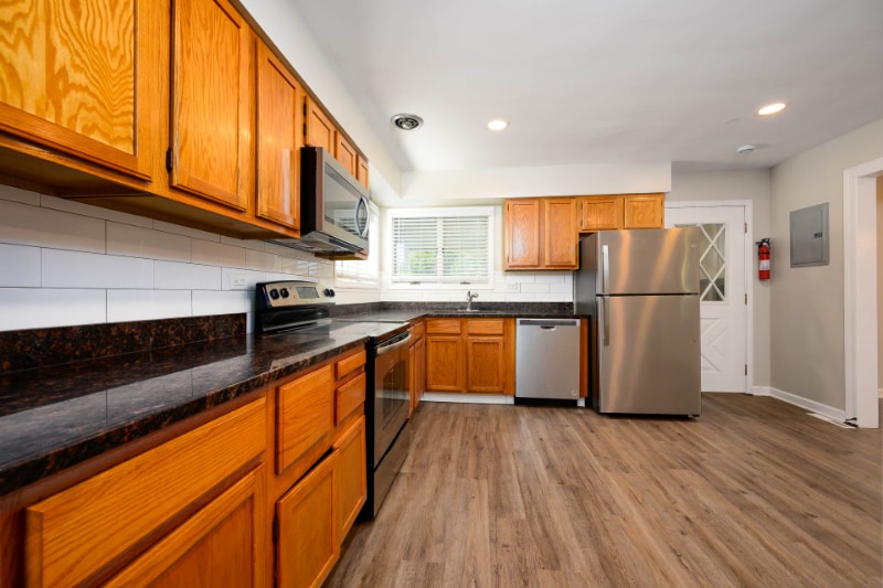 Building Photo - 1340 Campbell Ave