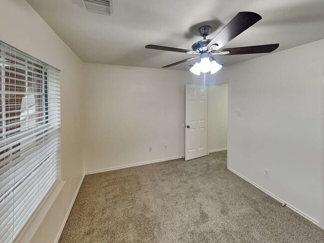 Building Photo - 6830 Atasca Creek Dr