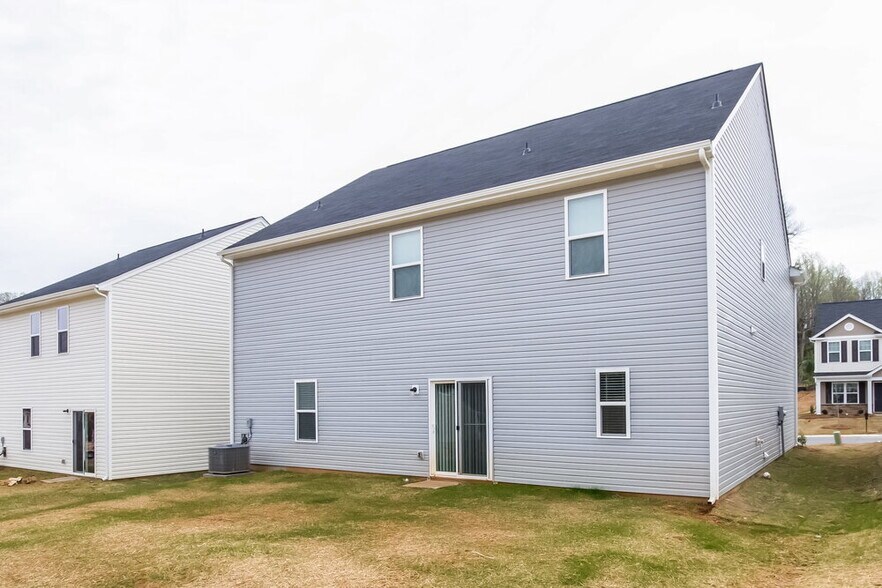 Building Photo - 2012 Boulder Ct