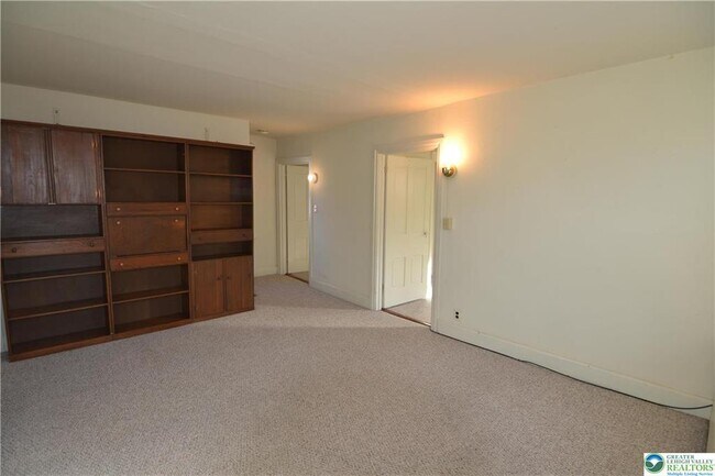 Building Photo - 1450 Church Ln
