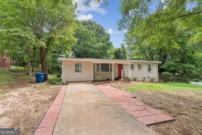 Primary Photo - 16 Bromack Dr SE