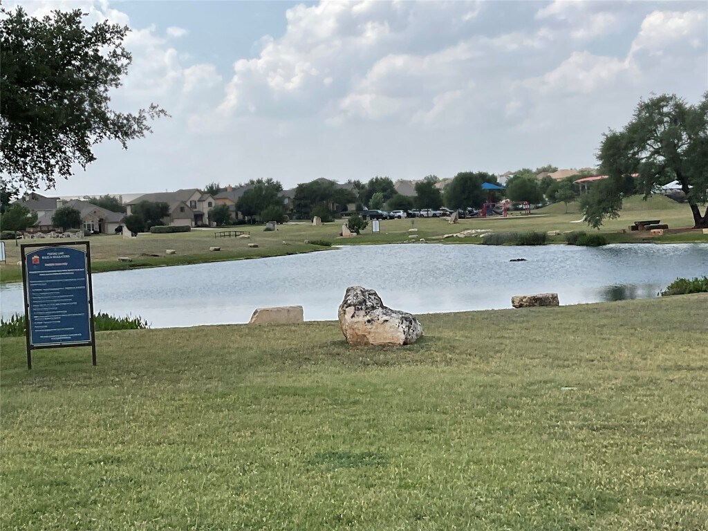 community Lake - 2807 Prosperity