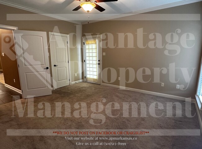 Building Photo - Warm & Welcoming Home with Open Layout and...