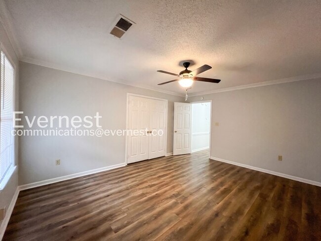 Building Photo - 3285 Edenshire Ln