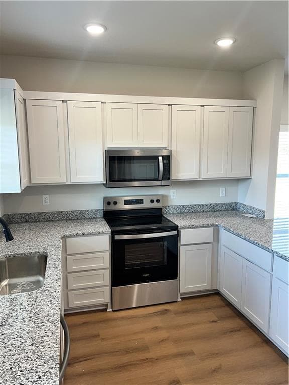 Building Photo - 622 Cosmos St