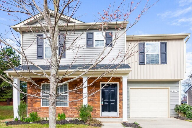 Building Photo - 204 Ravenridge Ct