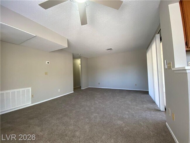 Building Photo - 4805 Nara Vista Way