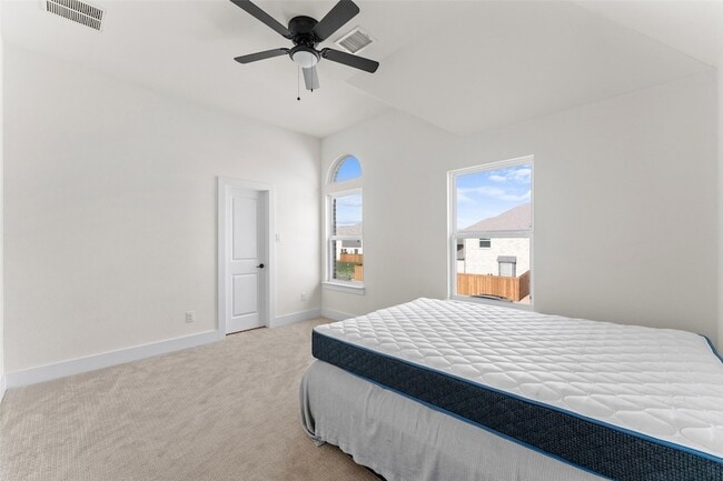 Building Photo - 1360 Chisos Wy