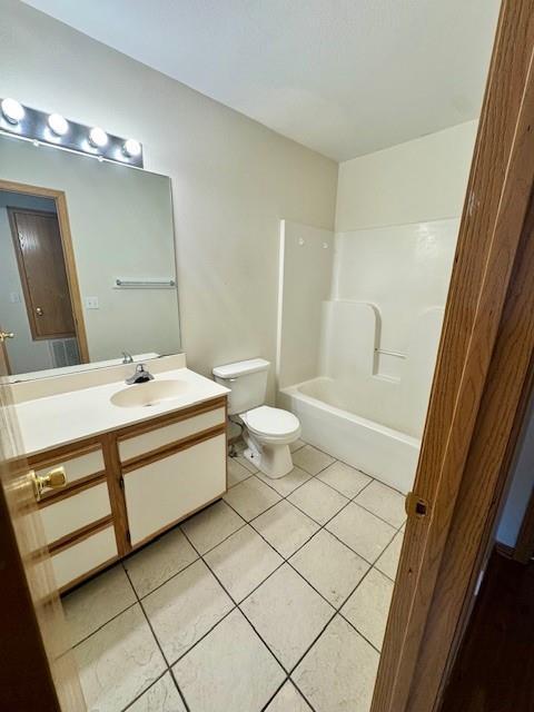 Building Photo - 417 N Pleasant St