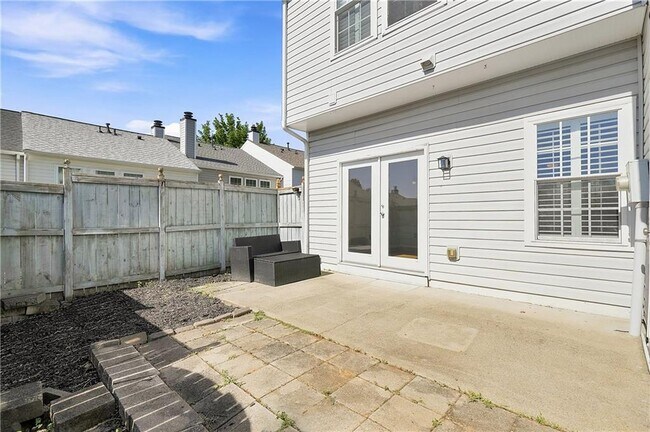 Building Photo - 1130 Kilmington Ct