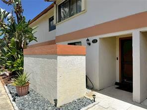 Building Photo - 7115 SW 42nd Ct