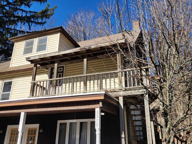 Building Photo - 3570 NY Highway 43