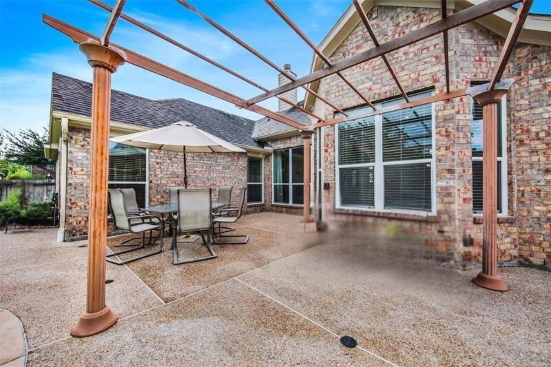 Building Photo - 24802 Jillian Way Ct