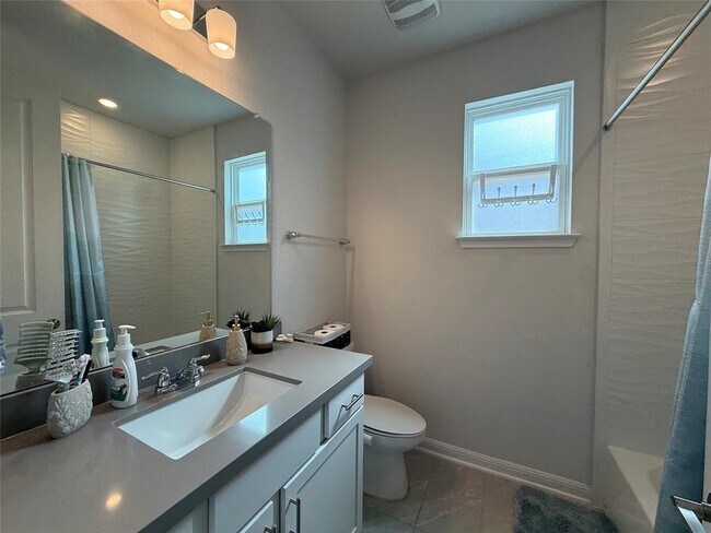 Building Photo - 437 Leeward Pass