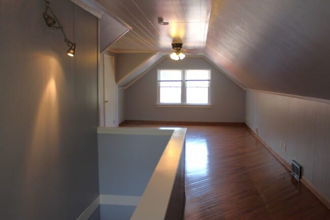 Building Photo - 723 Glendale Ave