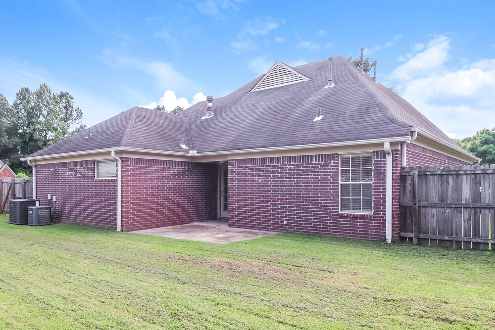 Building Photo - 5760 Landau Drive