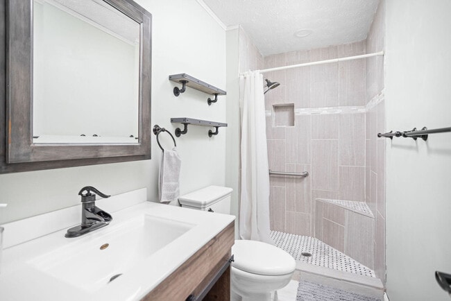 Building Photo - 620 Southridge Ct