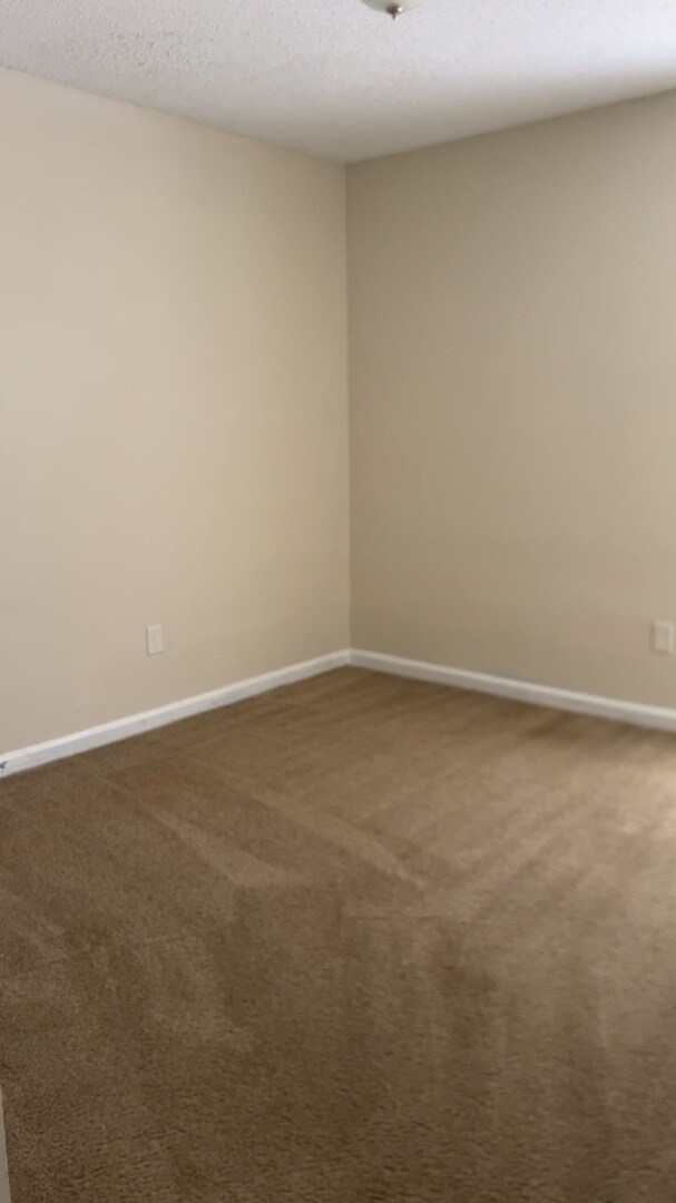 Building Photo - 4830 Buchli Ln