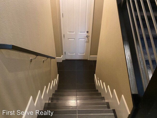 Building Photo - 4 br, 3.5 bath House - 3177 Palazzo Reale