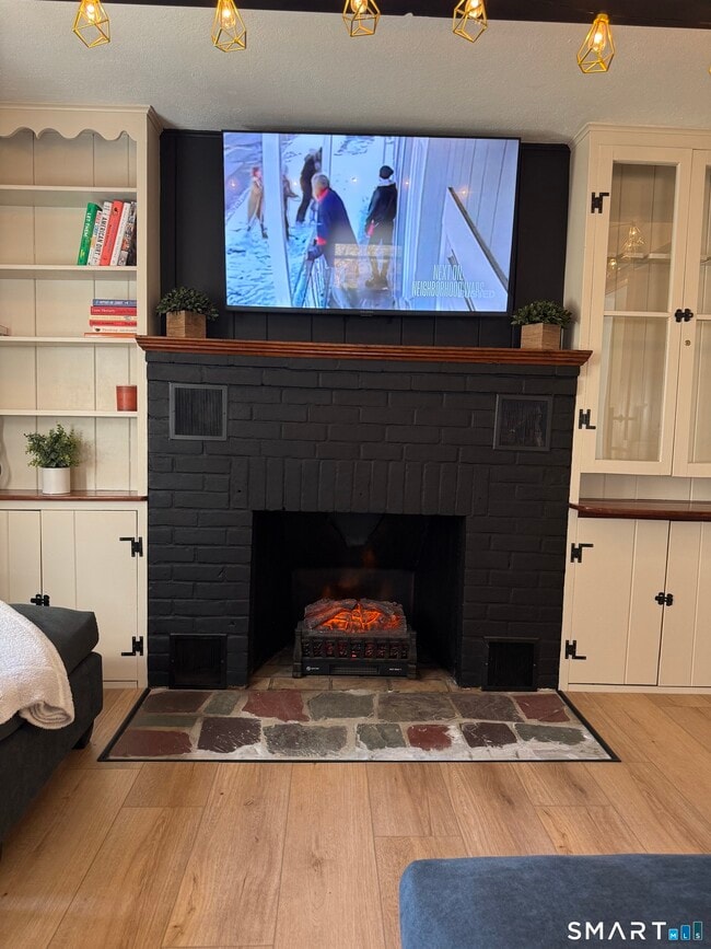 Building Photo - 27 Dilliston Rd