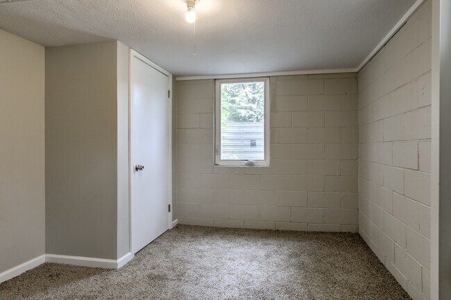 Building Photo - 3 bedroom house coming soon!