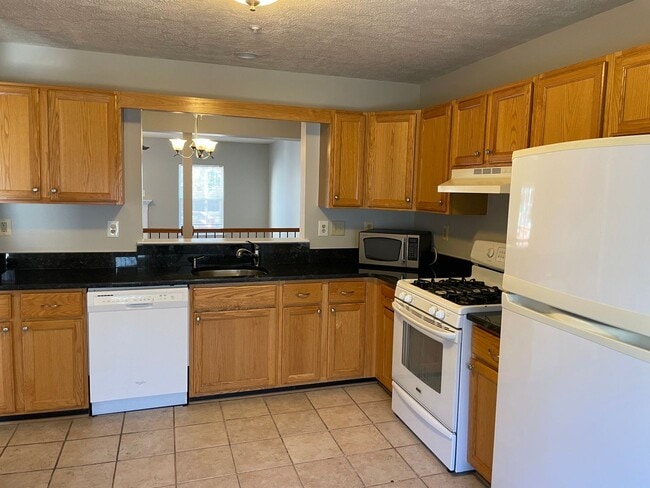 Building Photo - Townhome in Walden! Coming soon!