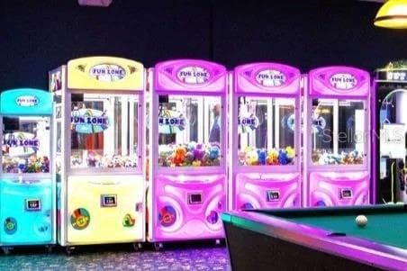 Building Photo - 8894 Candy Palm Rd