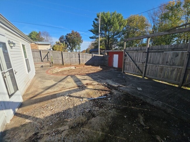 Building Photo - Spacious 3 Bedroom Home with Limited-Time $500 Move-In Special