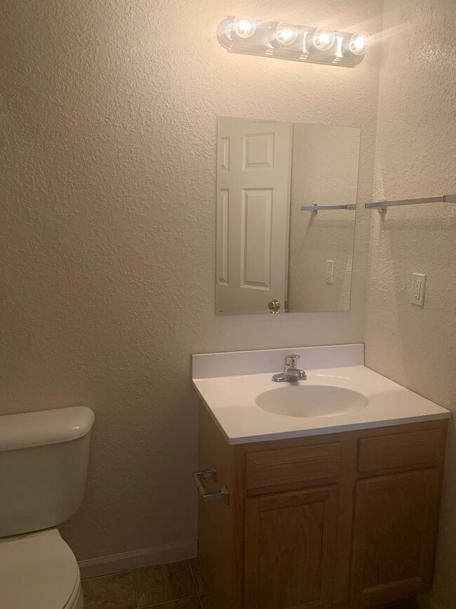 Building Photo - 6714-MF2-E2