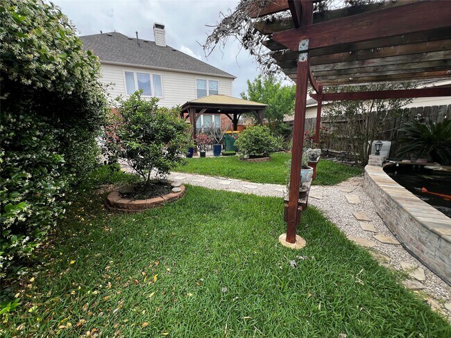 Building Photo - 2311 Echo Harbor Dr