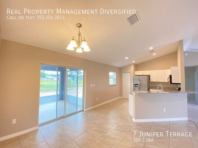 Building Photo - 7 Juniper Terrace